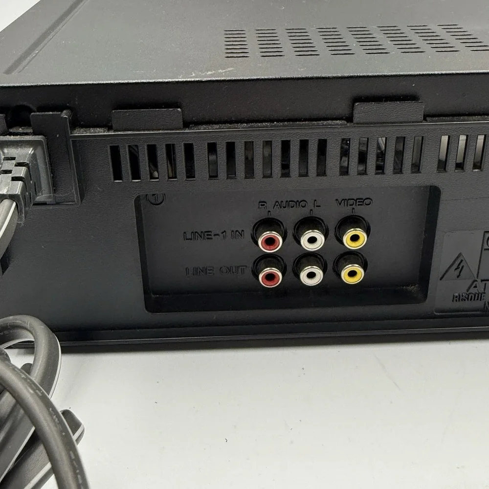 Sony SLV-679HF 4-Head Hi-Fi Stereo VHS VCR Player Recorder***Working